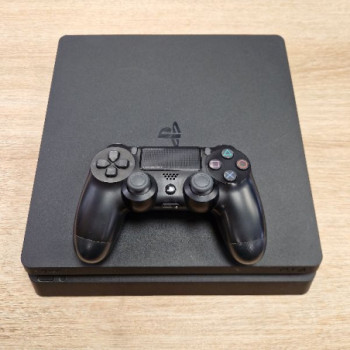 CONSOLE PS4 SLIM 1 TB + 1 MANETTE