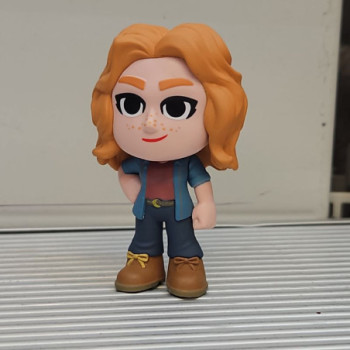 FIGURINE JURASSIC WORLD CLAIRE