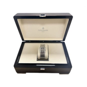 PATEK PHILIPPE TWENTY 4 4910 - 1200-010