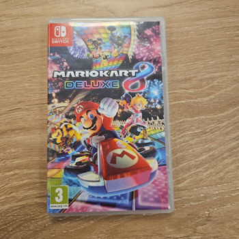 MARIO KART 8 DELUXE SWITCH