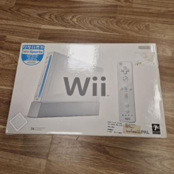 CONSOLE WII  EN BOITE + WII SPORTS