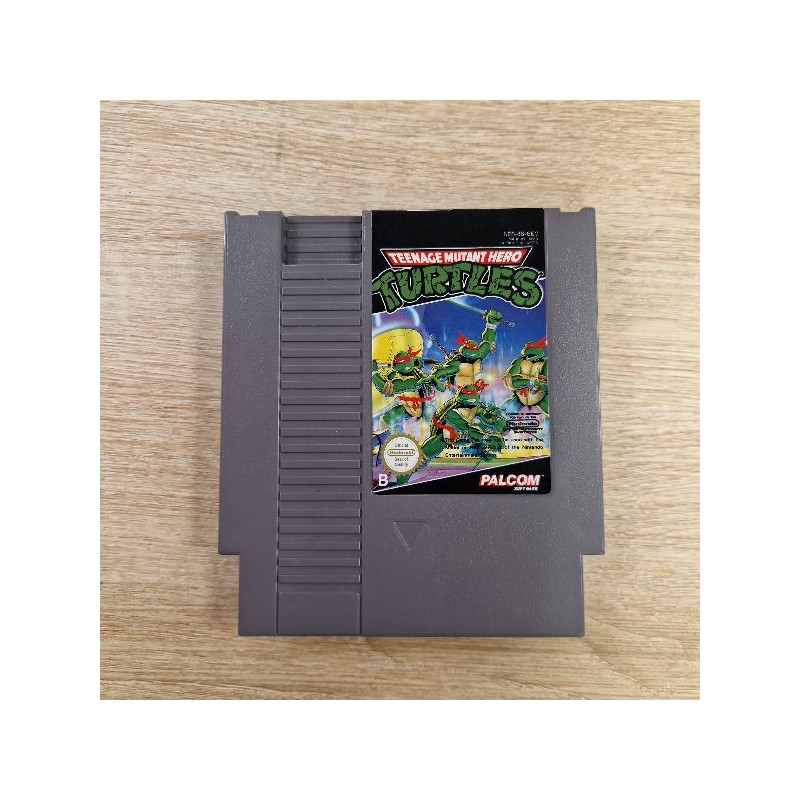 TEENAGE MUTANT HERO TURTLES - NES