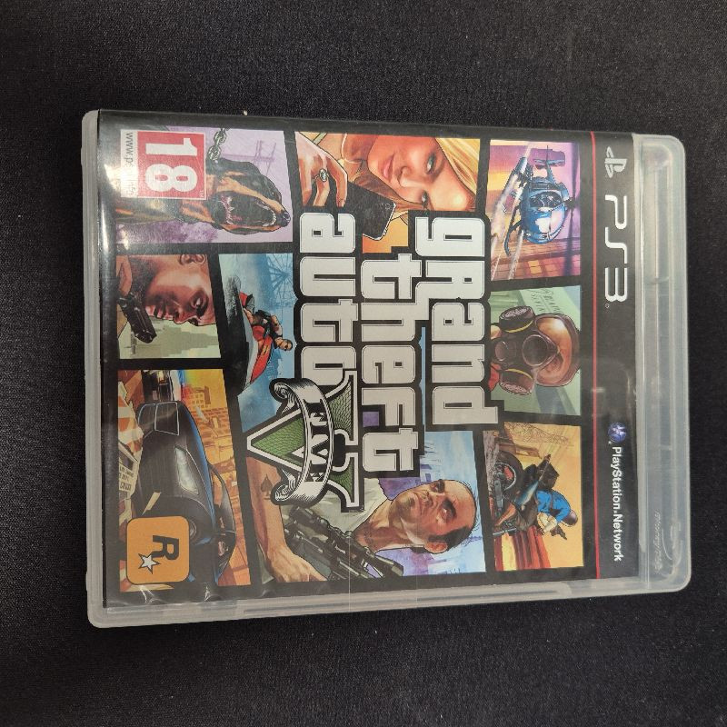 GRAND THEFT AUTO V PLAYSTATION 3 GTA 5 PS3