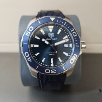 MONTRE TAG HEUER AQUARACER 300