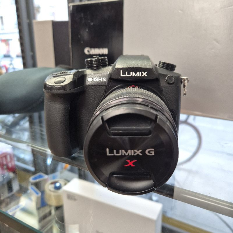 PANASONIC LUMIX DC  GH5 + 12-35