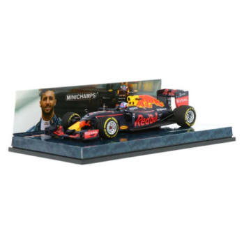 RED BULL RACING TAG HEUER RB12 D. RICCIARDO 2016 1/48