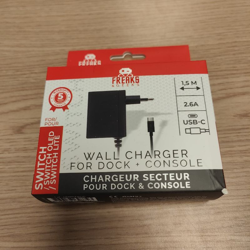 CHARGEUR SECTEUR 2,6A DOCK ET CONSOLES NINTENDO SWITCH 299000C