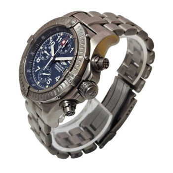 BREITLING AVENGER E1336009 C577