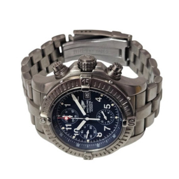 BREITLING AVENGER E1336009 C577