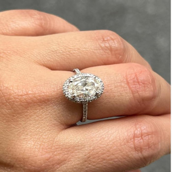 BAGUE DIAMANT 18K  2.01 OVAL CARATS COLOR J SI 2 AVEC CERTIFICAT