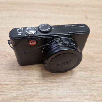 LEICA D-LUX 3 10.2MP DIGITAL COMPACT CAMERA