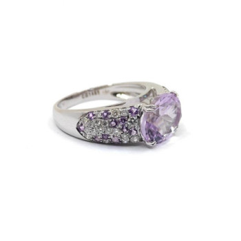 BAGUE MAUBOUSSIN PLAISIR D AMOUR OR BLANC 18K DIAMANTS & AMETHYSTES 5.41G T. 55