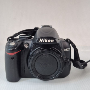 NIKON D3000