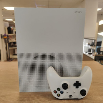 CONSOLE XBOX ONE S 500GB DISC + MANETTE