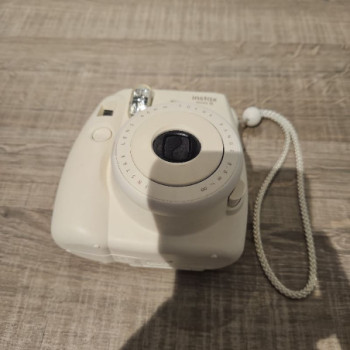 FUJIFILM INSTAX MINI 8 CREME