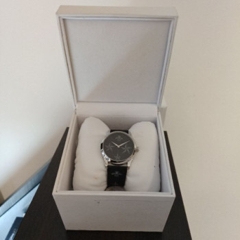 MONTRE GUCCI  QUARTZ Y01264105