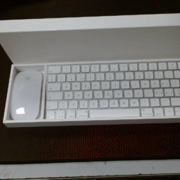 CLAVIER ET SOURIS APPLE