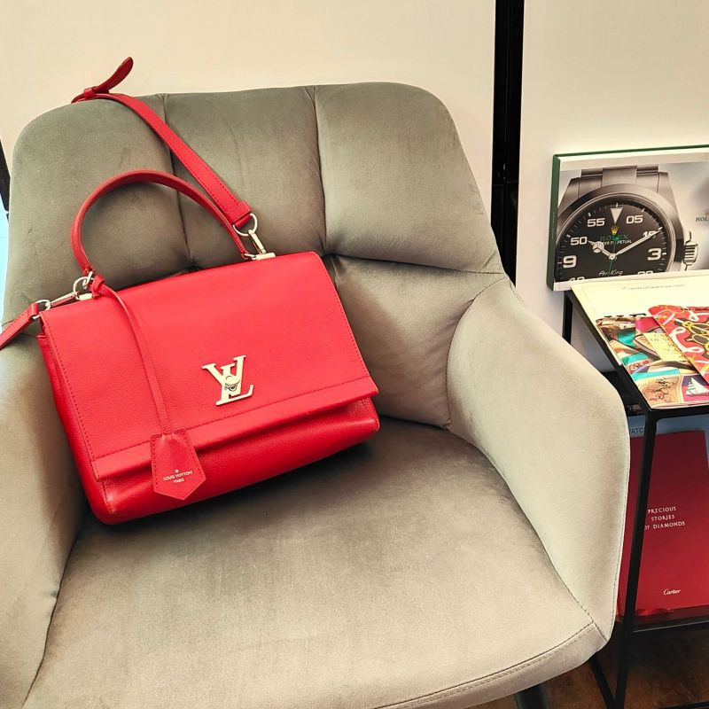 SAC A MAIN LOUIS VUITTON LOCKME II ROUGE