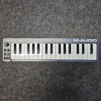 M-AUDIO KEYSTATION MINI 32 CONTROLLER KEYBOARD