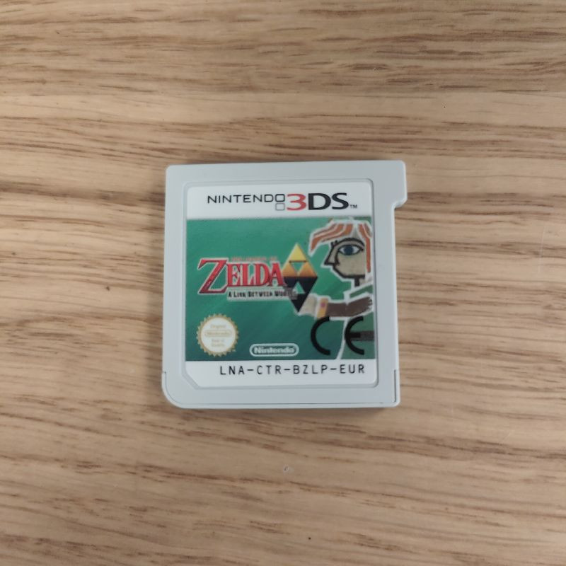 JEU 3DS ZELDA A LINK BETWEEN WORLDS (JEU SEUL)