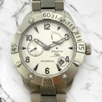 Zenith Defy Classic 300M Power Reserve Date Steel 43mm + BOITE CERTIF SURBOITE