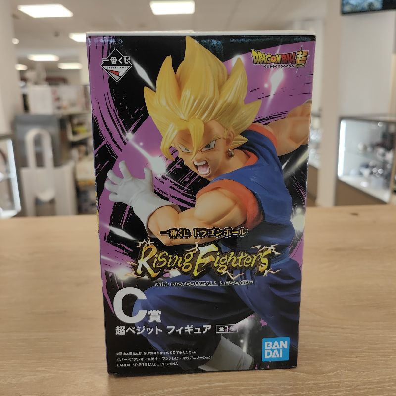 FIGURINE SUPER SAIYAN VEGITO