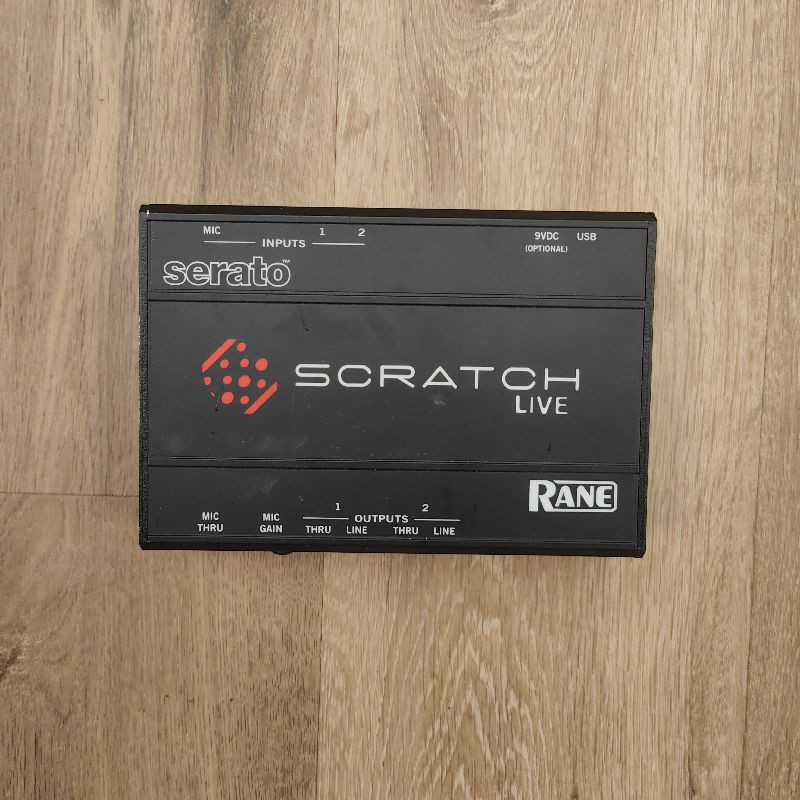 CONTROLEUR DJ RANE SERATO SCRATCH LIVE CONTROLEUR DJ RANE SERATO SCRATCH LIVE