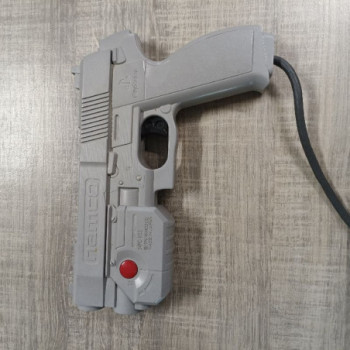 PISTOLET NAMCO NPC-103 PS1