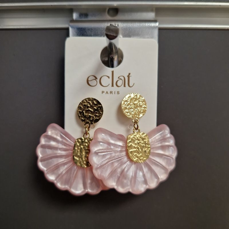 BO DEMI FLEUR ACRYLIQUE ROSE EN ACIER INOXYDABLE BO DEMI FLEUR ACRYLIQUE ROSE EN ACIER INOXYDABLE