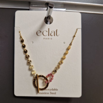COLLIER CERCLE ET PERLES ROSES EN ACIER INOXYDABLE