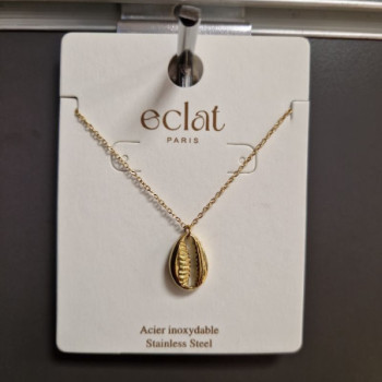 COLLIER COQUILLAGE EN ACIER INOXYDABLE