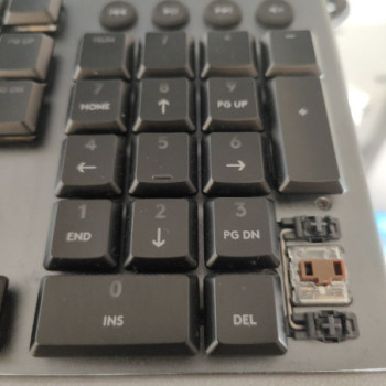 CLAVIER LOGITECH - G815 LIGHTSYNC RGB MECHANIQUE GAMING
