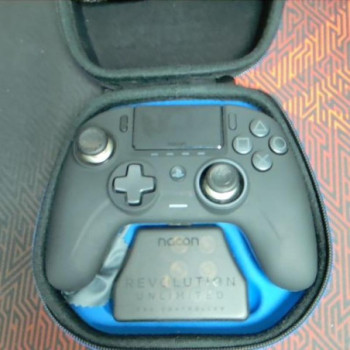 MANETTE PRO PLAYSTATION4 BY NACON BB4462 SLEH00552