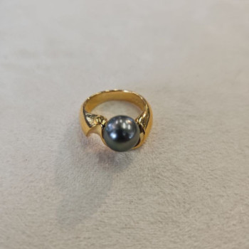 BAGUE OR JAUNE 18CTS ET PERLE DE TAHITI 8.4GRS T.53/2