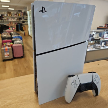 CONSOLE SONY PS5 SLIM DIGITAL + MANETTE