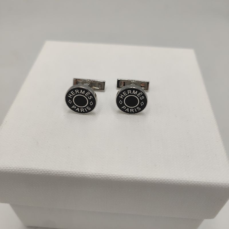 BOUTON DE MANCHETTES HERMES LICOL MARRON BOUTON DE MANCHETTES HERMES LICOL MARRON
