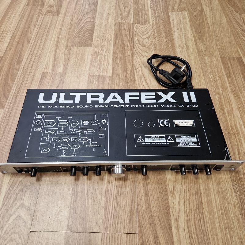 EXCITEUR HARMOMIQUE BEHRINGER ULTRAFEX II EX3100 EXCITEUR HARMOMIQUE BEHRINGER ULTRAFEX II EX3100