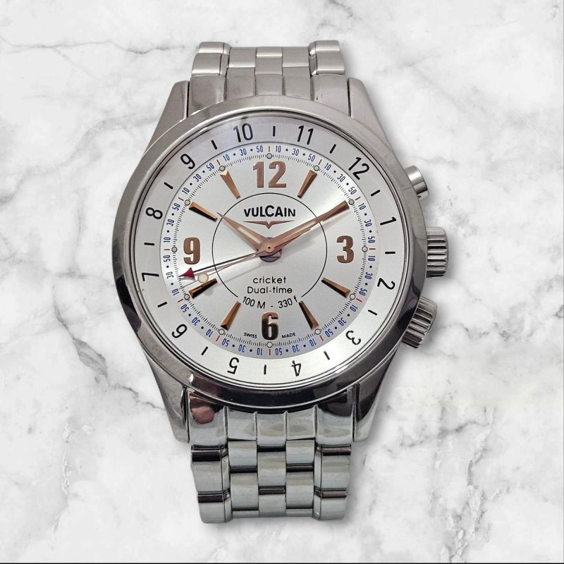 MONTRE VULCAIN CRICKET DUAL TIME + LIVRET +MAILLONS 100105.019 MONTRE VULCAIN CRICKET DUAL TIME + LIVRET +MAILLONS 100105.019