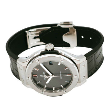MONTRE HUBLOT CLASSIC FUSION TITANIUM