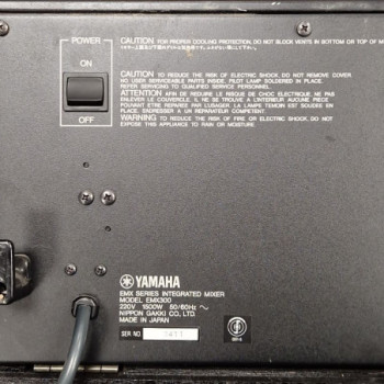 YAMAHA EMX300 12-CHANNEL 250W STEREO POWERED MIXER
