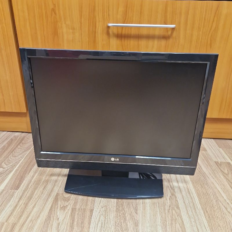 TV LCD LG 22LS4D 56 CM TV LCD LG 22LS4D 56 CM