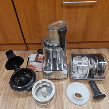 ROBOT MULTIFONCTIONS MAGIMIX CUISINE 5200 XL + ACCES