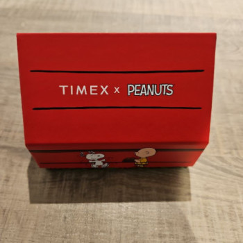 TIMEX PEANUTS AUTO MASKED MARVEL