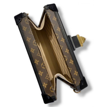 LOUIS VUITTON PETITE MALLE