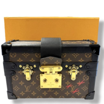 LOUIS VUITTON PETITE MALLE