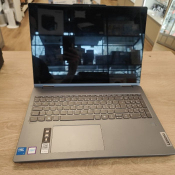 LENOVO IDEAPAD 5 2-IN-1 16IRU9 16" INTEL CORE 7, 16 GB RAM, 512 GB SSD