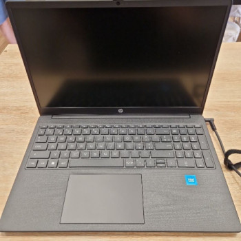 HP NOTEBOOK 15.6'' 15-FD0101NZ 128 GB
