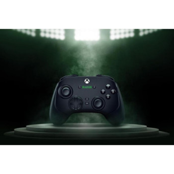 Razer Wolverine V3 Pro Black USB Gamepad Analogue PC Xbox Series S Xbox Series X