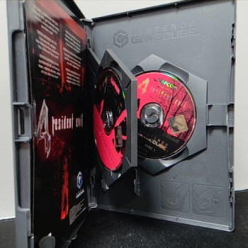 RESIDENT EVIL 4 GAME CUBE COMPLET