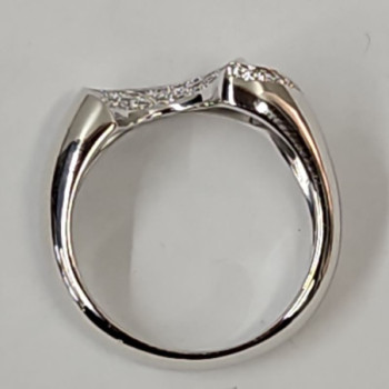 BAGUE OR BLANC 18CTS ET DIAMANTS  7.20GRS T.53